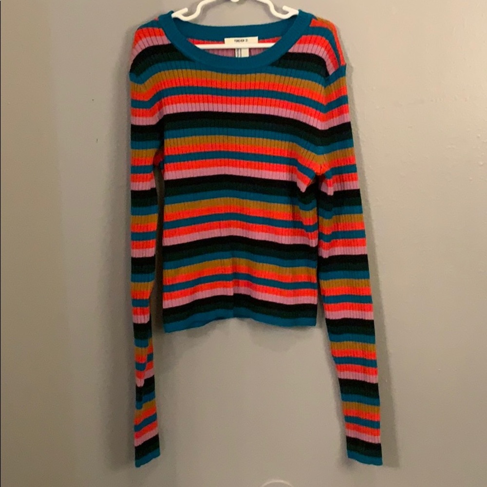 FOREVER 21 sweater